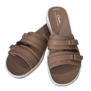 Clarks Cloudsteppers Breeze Piper Beige Slide On Sandals Size 8